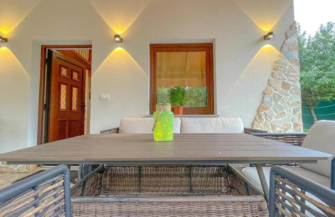 Vilux With Indoor Private Parking-1