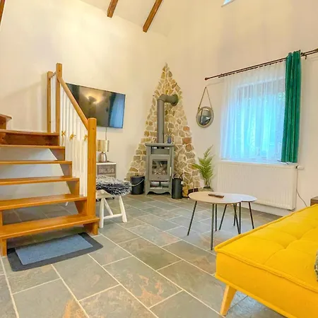 Vilux With Indoor Private Parking-3