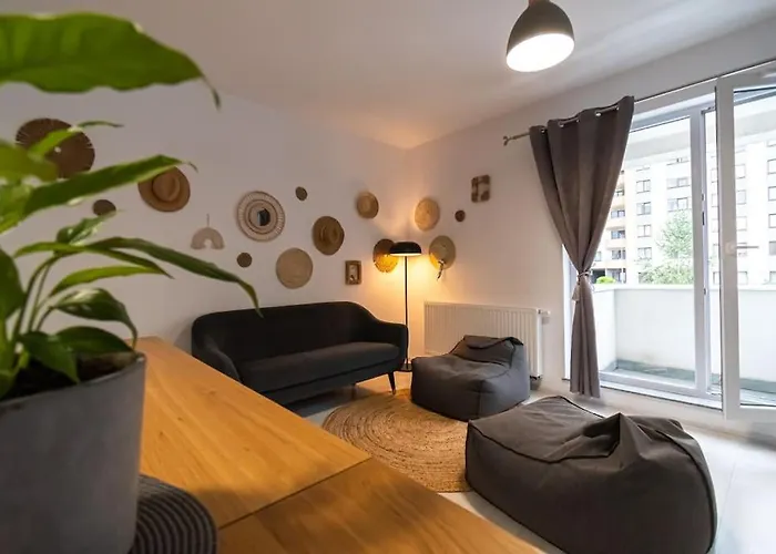 Arte - 2 Bedroom Near Coresi Mall With Free Parking